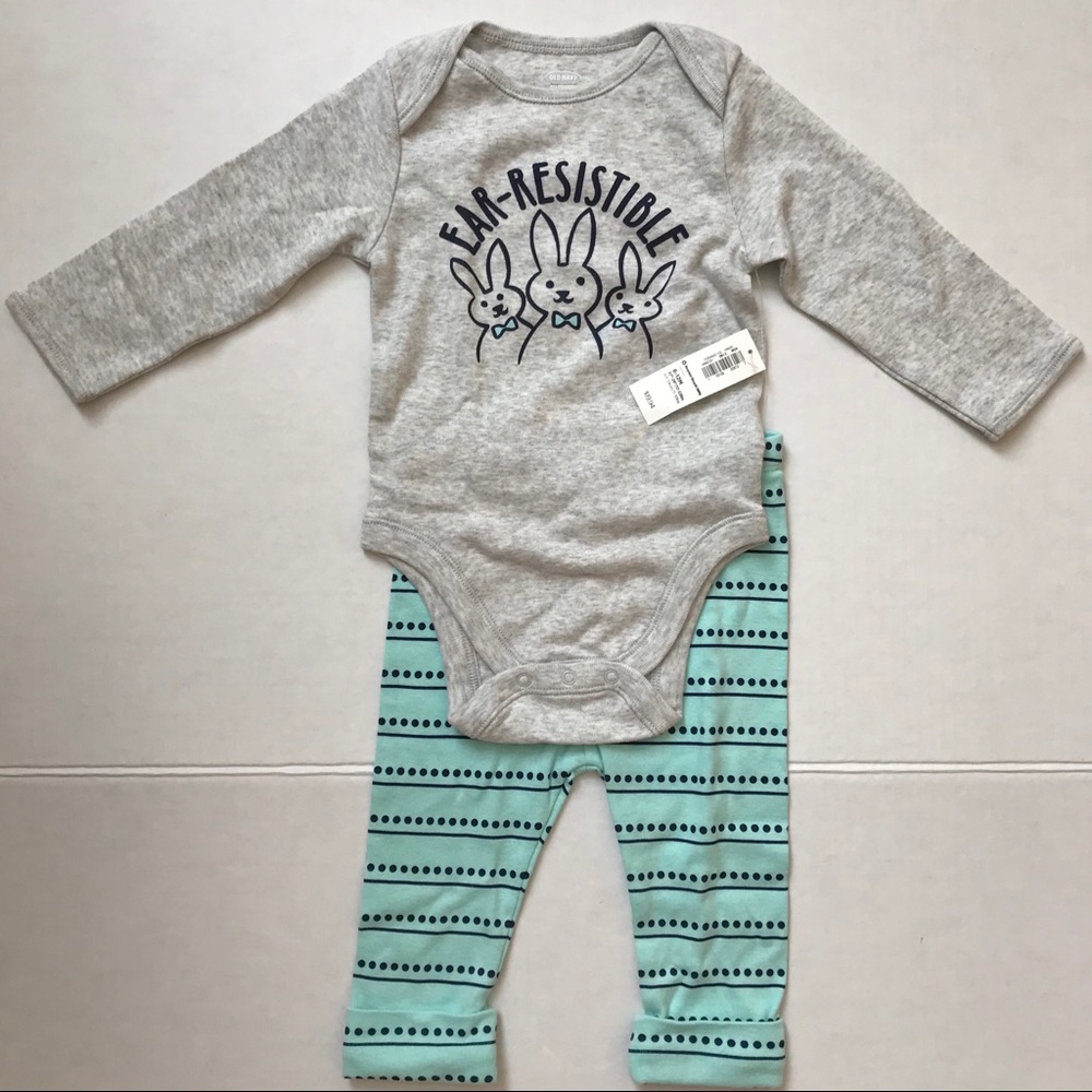 6-12M Old Navy “Ear-Resistible” Onesie/Bottom